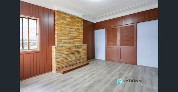 Fully Renovated Three Bedroom Home - Photo 1