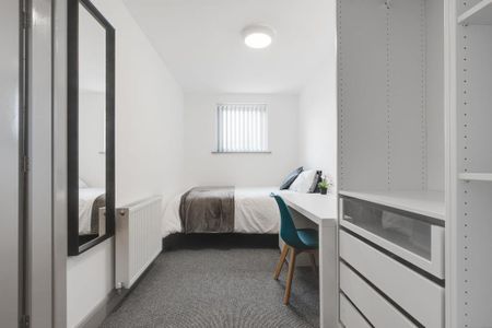 6 bedroom house to rent - Photo 2