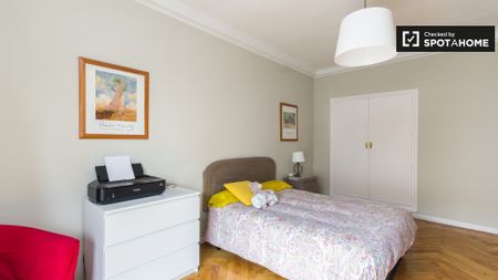 madrid, Community of Madrid 28002 - Photo 2