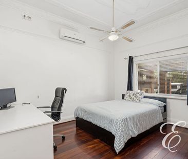 CONVENIENT | CHARACTER |CHARMING - Photo 4