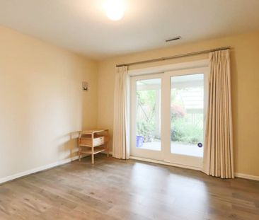 2328 Mathers Avenue, West Vancouver - Photo 2