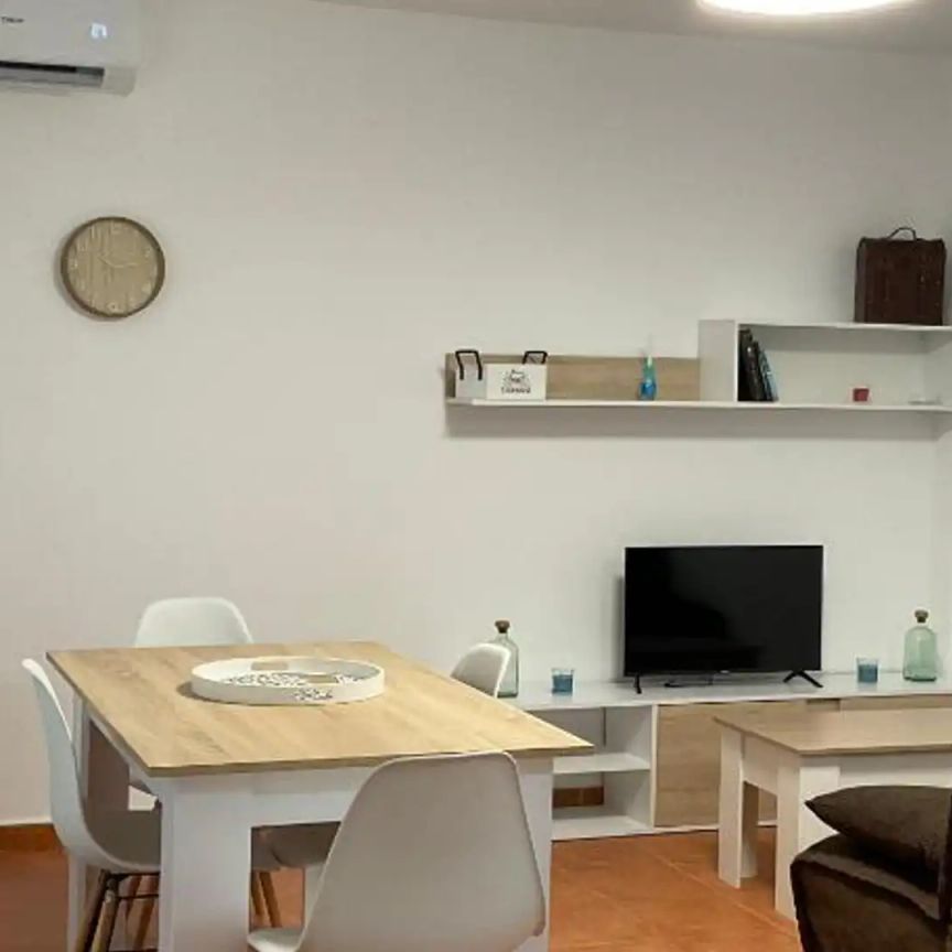Apartamento de alquiler en Calle Ciudad de Tarragona, 3, Vera Playa Naturista - Photo 1