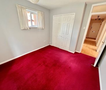 Riverside Court, Bitterne Park - Photo 2