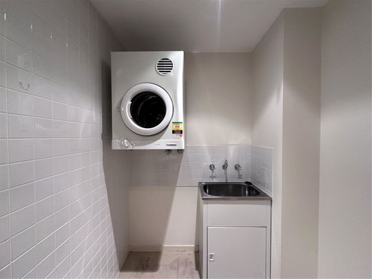 709/118 Russell Street - Photo 1