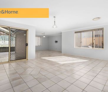 4 Snell Place, West Hoxton, NSW 2171 - Photo 2