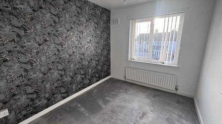 Henlow Avenue, Kirkby, L32 - Photo 2