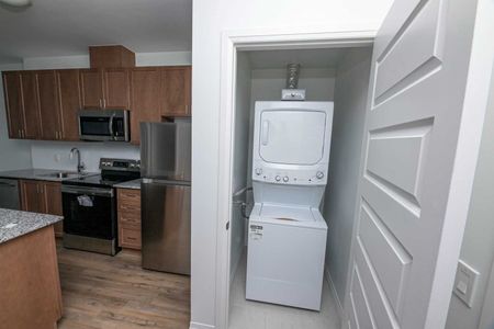 For Lease - 102 Grovewood Common Unit# 505, Oakville, Ontario - Photo 4