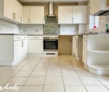 3 bedroom detached house to rent - Photo 5