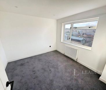 3 bedroom detached house to rent - Photo 5