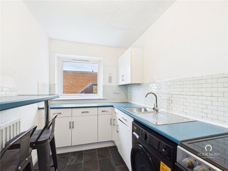 2 bedroom flat to rent - Photo 4