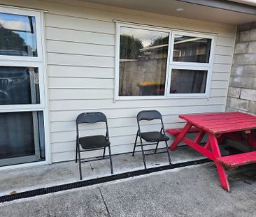 Cosy neat 1 bdrm unit - heart of Manukau/Papatoeto - Photo 5