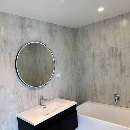 Four bedroom beauty! - Photo 4