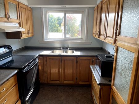 For Lease - 36 Essex Street Unit# B, Guelph, Ontario - Photo 5