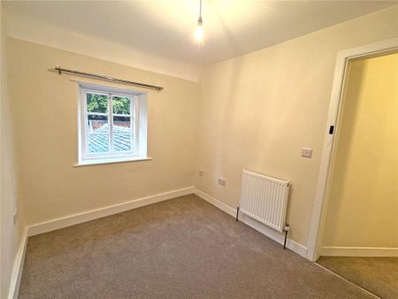 2 bedroom end of terrace house to rent - Photo 5