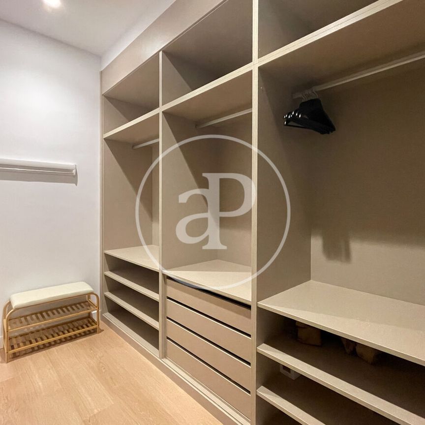 Flat for rent in Sol (Madrid) - Photo 1