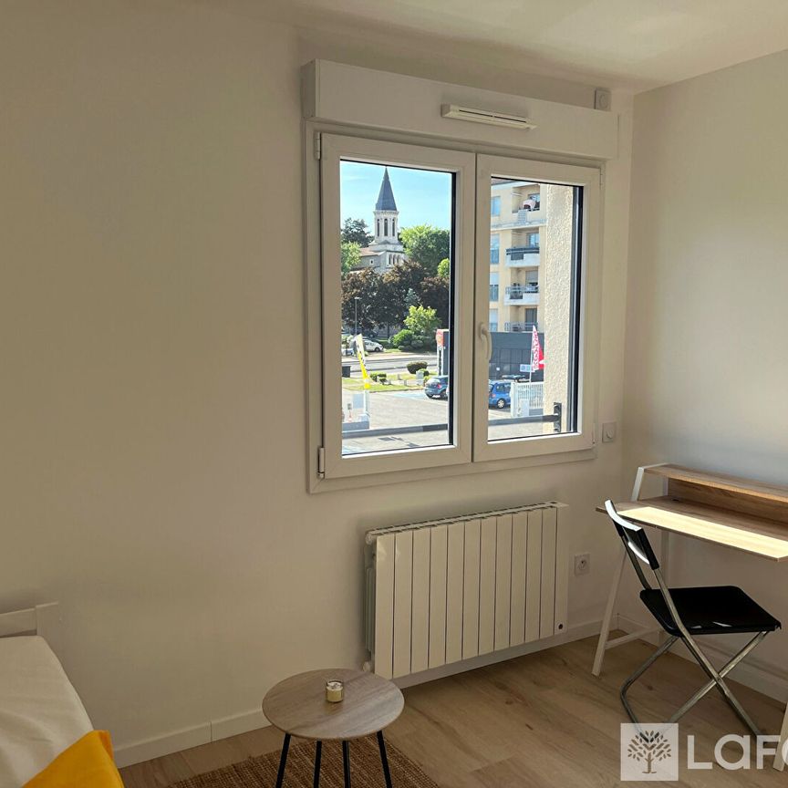 Appartement T1 OULLINS PIERRE BENITE à louer - Photo 1