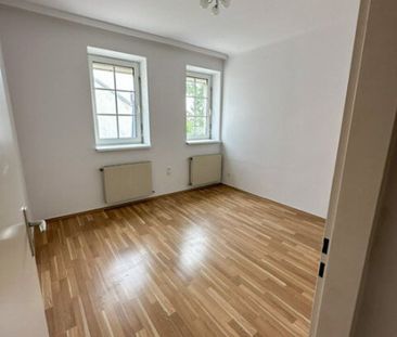 Charmante 3-Zimmer-Wohnung mit praktischer Raumaufteilung & Autoabs... - Photo 2