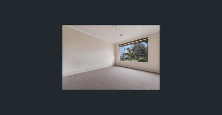 $550 PER WEEK | Spacious 3-Bedroom Family Home in Craigieburn - Photo 2