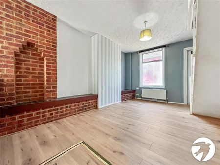 2 bedroom terraced house to rent - Photo 3
