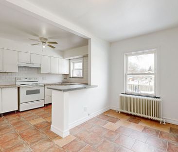 For Lease - 686A The Queensway N/A, Toronto, Ontario - Photo 6