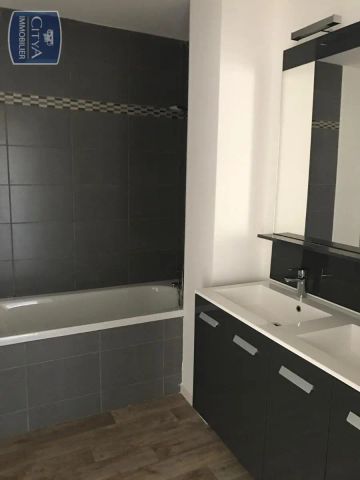 Appartement à louer 3 pièces 67.56m² - Photo 5