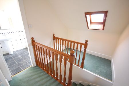 4 bedroom apartment to rent - Photo 4