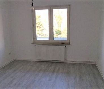 Willkommen Zuhause - 3-Zimmer-Wohnung mit Balkon - Photo 1