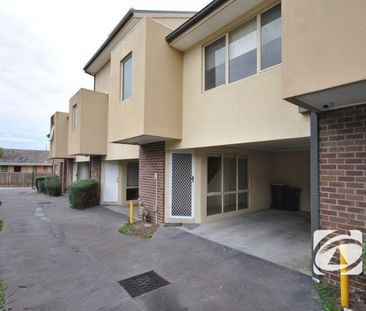 PRIME CENTRAL DANDENONG LIVING - Photo 1