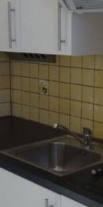 Appartement te huur in Liège voor € 530 met 1 slaapkamer - Photo 3