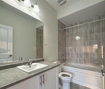 For Lease - 93 Millman Lane, Richmond Hill, Ontario - Photo 5