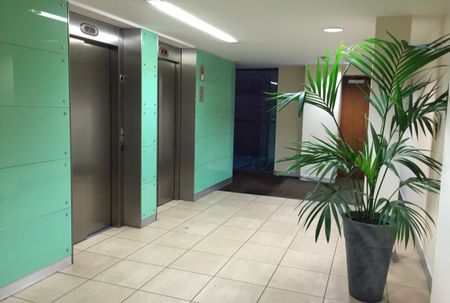 2 Bed Flat, The Reach, L3 - Photo 3
