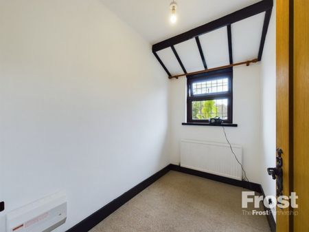 Rosemary Lane, Egham, Surrey,TW20 - Photo 5