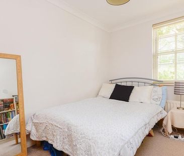 4 bedroom terraced house to rent - Photo 6