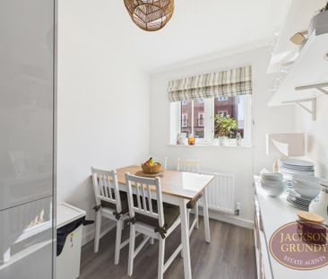 2 bedroom semi-detached house to rent - Photo 5