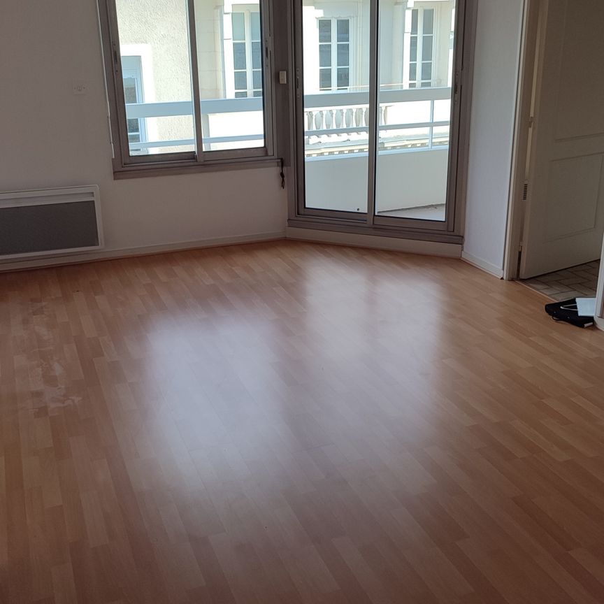 Location Appartement 2 pièces 46m² ANGERS 49100 - Photo 1
