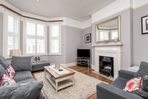 Mowll Street, Oval, London, SW9 - Photo 1