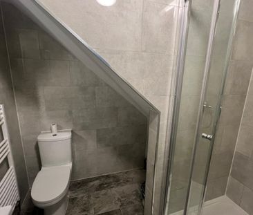 London Road - Photo 3