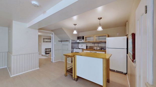For Lease - 351 Taylor Mills Drive, Richmond Hill, Ontario - Photo 1