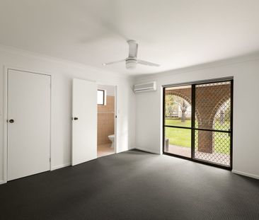 Fresh, Bright & Move-In Ready – A Stylishly Updated Home in Gailes - Photo 3