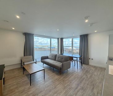 3 bedroom flat to rent - Photo 2