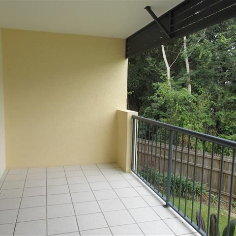 PRIVATE 2 BEDROOM UNIT IN A STUNNING COMPLEX + POOL + TENNIS COURT - Photo 1