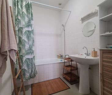 Location Appartement 2 pièces 43m² AGEN 47000 - Photo 6