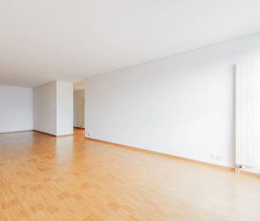 2.5 Zimmer, 72 m², 2. Stock - Photo 2
