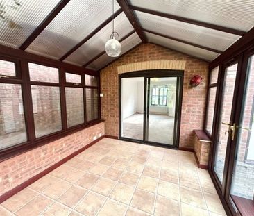 Alstonefield, MK4 - Photo 1