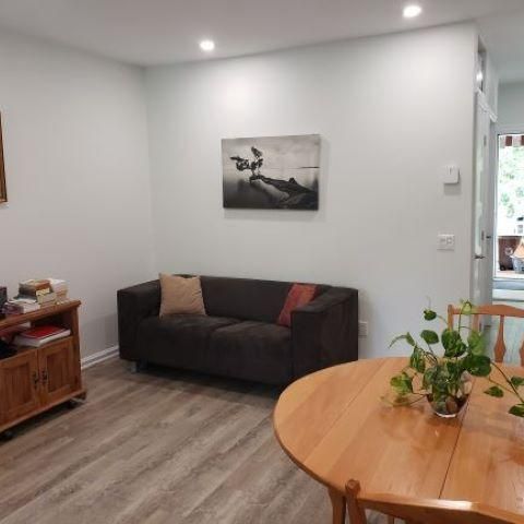 Superbe 3 ½ rénové, lumineux et equipé – Ahuntsic - Photo 1