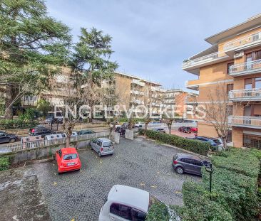 Appartamento ristrutturato con terrazzo a Talenti - Photo 4