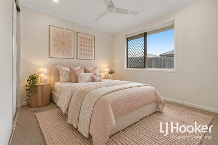 Modern Low-Maintenance Home with Stylish Interiors - Photo 5