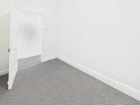 3 bedroom maisonette to rent - Photo 5