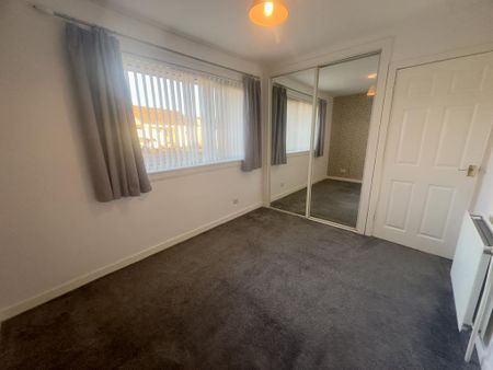 2 bedroom detached house to rent - Photo 2