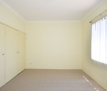 Renovated 2 Bedroom Unit in Handy Location - Photo 3